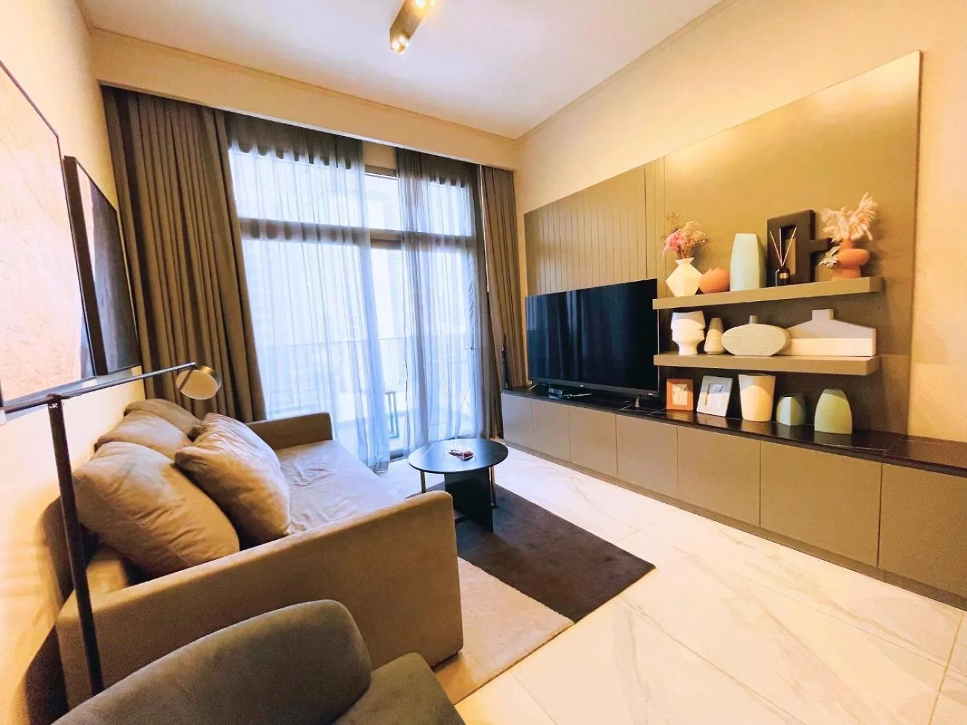 Apartment Elegant 2Br Business Bay Near To Dubai Mall & Burj Khalifa -1802
