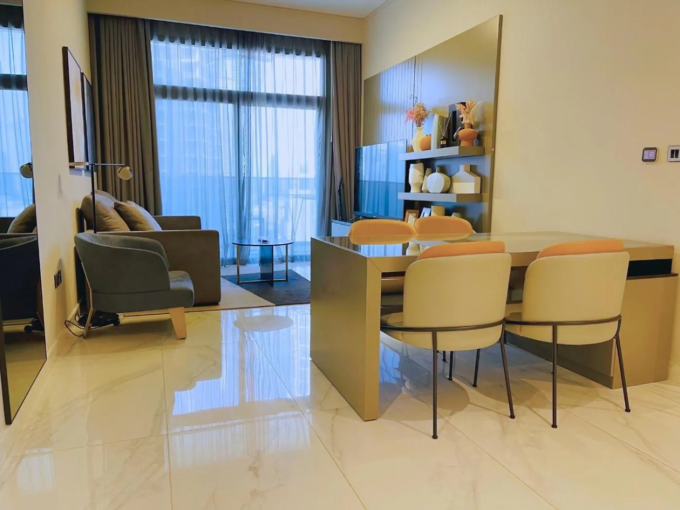 Apartment Elegant 2Br Business Bay Near To Dubai Mall & Burj Khalifa -1802